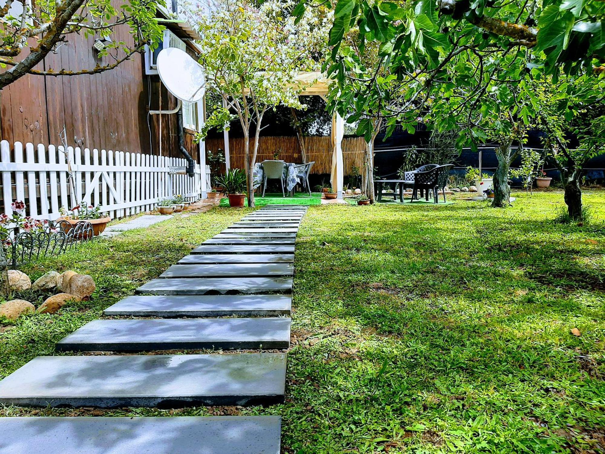 Tom E Jerry Bed & Breakfast Domus De Maria Exterior photo